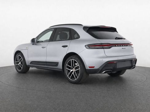 Used 2022 Porsche Macan AWD/4WD image 5