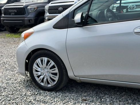 Used 2014 Toyota Yaris LE FWD image 11