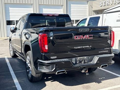 Used 2022 GMC Sierra 1500 Denali w/ Denali Reserve Package AWD/4WD image 3