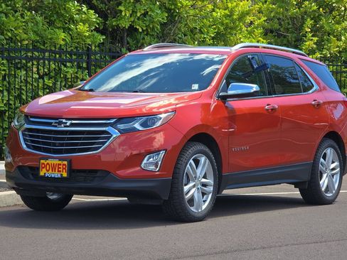 Used 2020 Chevrolet Equinox Premier AWD/4WD image 8