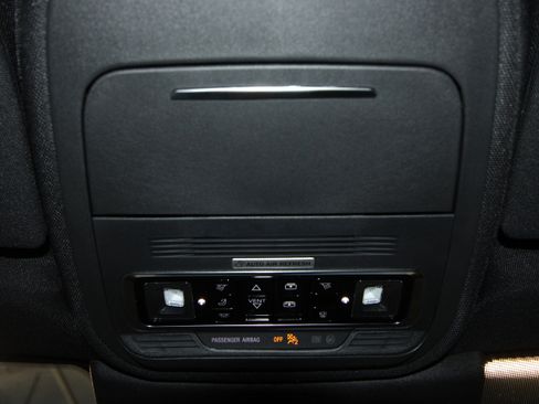 New 2026 Lincoln Navigator Reserve AWD/4WD image 16