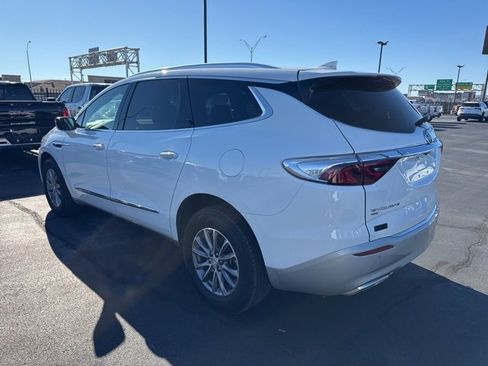 Used 2024 Buick Enclave Premium image 7