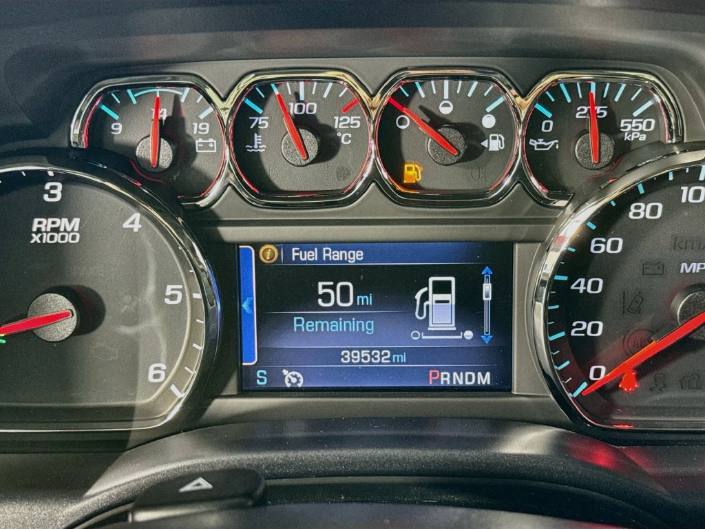 Used 2014 Chevrolet Silverado 1500 LT AWD/4WD image 12