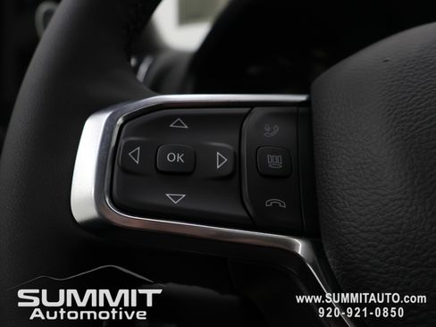 New 2026 RAM 2500 Laramie AWD/4WD image 15