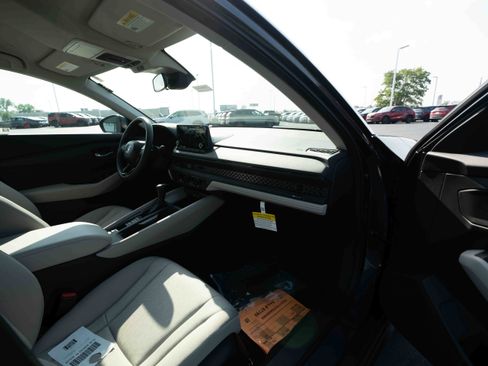 New 2025 Honda Accord LX image 25