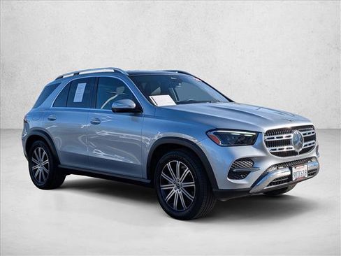 Used 2025 Mercedes-Benz GLE 350 4MATIC image 3