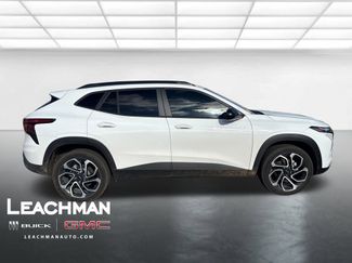 Certified 2025 Chevrolet Trax RS w/ Sunroof Package video 2