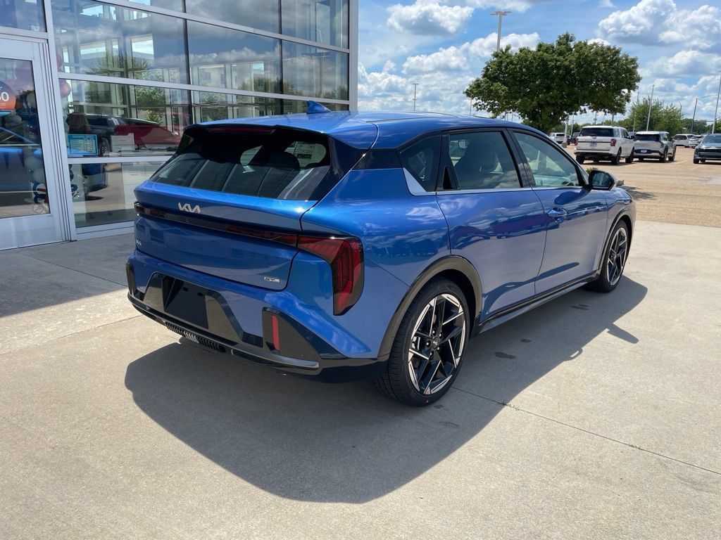 New 2026 Kia K4 GT-Line w/ GT-Line Premium Package FWD image 5