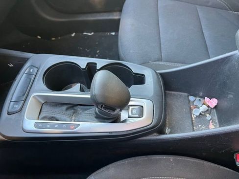 Used 2024 Chevrolet Trax LS image 18