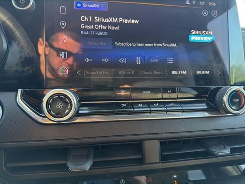 Used 2024 Chevrolet Colorado W/T RWD image 15