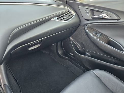 Used 2024 Chevrolet Malibu LT image 26