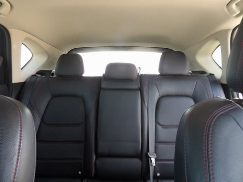 Used 2024 MAZDA CX-5 Carbon Edition image 23