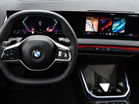 Certified 2025 BMW X3 xDrive30i image 13