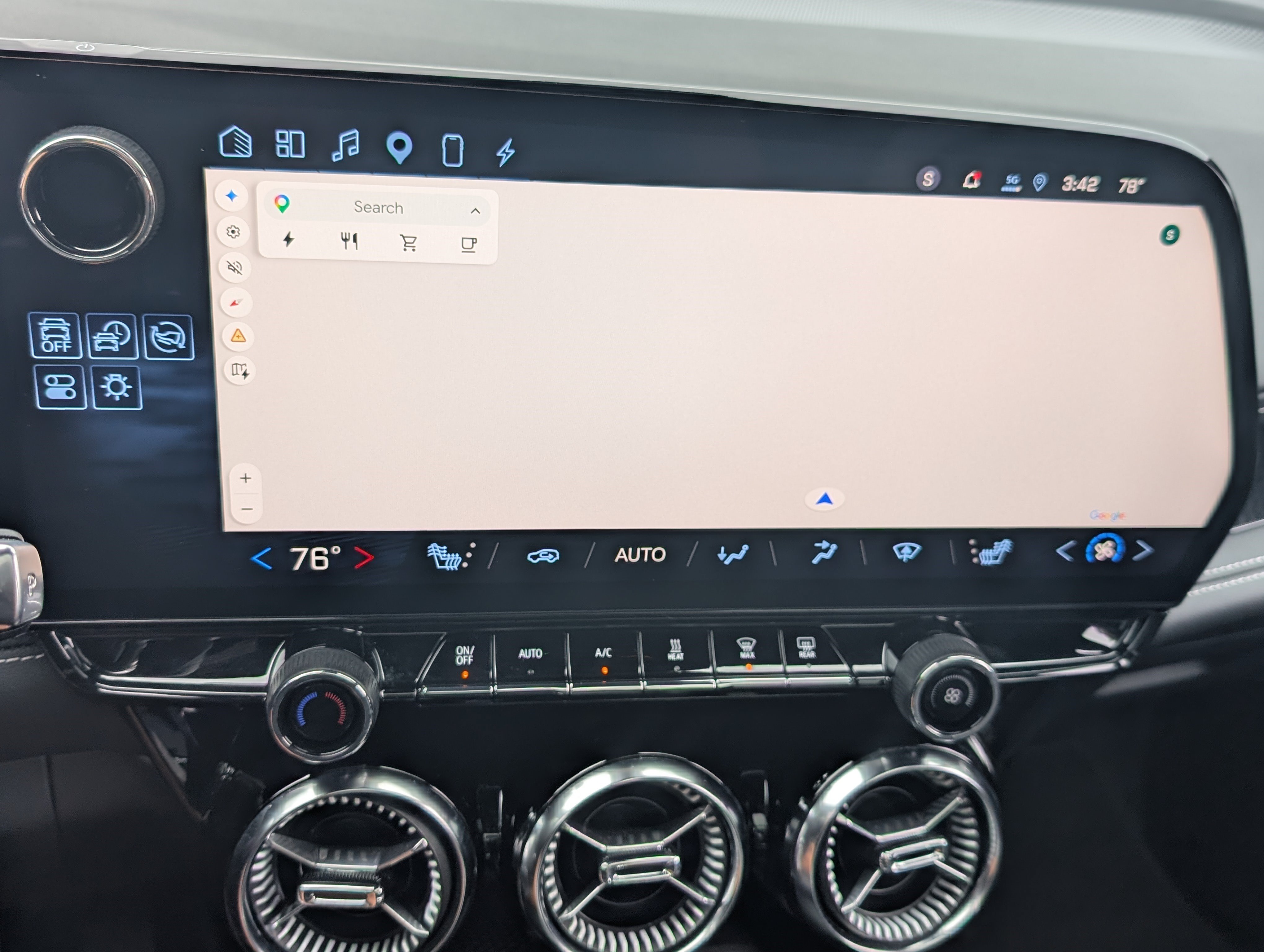 Used 2024 Chevrolet Blazer EV LT AWD/4WD image 27