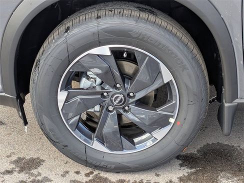 New 2026 Nissan Rogue SV w/ Cold Weather Package image 10