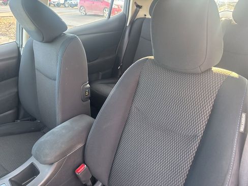 Used 2015 Nissan Leaf S w/ Charge Package image 12