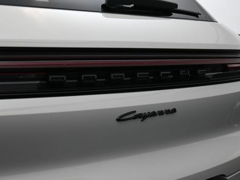 Certified 2026 Porsche Cayenne E-Hybrid AWD/4WD image 14
