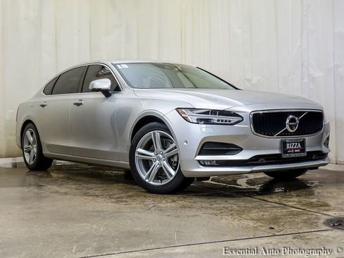 Used 2018 Volvo S90 T5 Momentum w/ Convenience Package AWD/4WD image 2