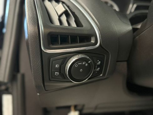 Used 2014 Ford Focus ST w/ Equipment Group 202A FWD image 26