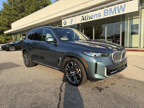 Used 2024 BMW X5 xDrive40i w/ Premium Package AWD/4WD image 2