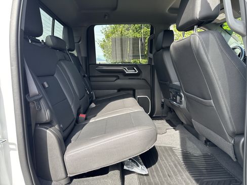 Used 2024 Chevrolet Silverado 3500 LTZ w/ LTZ Convenience Package AWD/4WD image 24