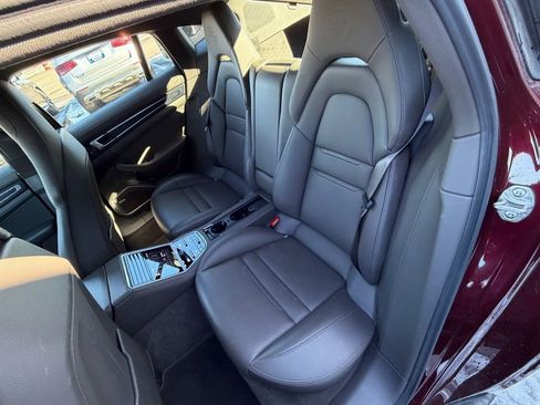 Used 2022 Porsche Panamera 4 Platinum Edition image 12