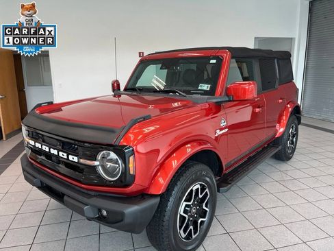 Used 2023 Ford Bronco Outer Banks AWD/4WD image 4