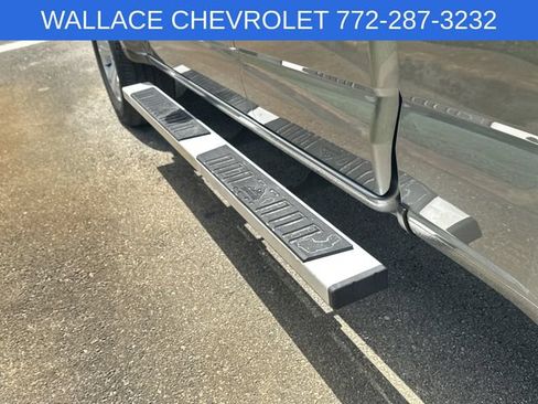 Used 2021 Chevrolet Colorado LT w/ Safety Package RWD image 14
