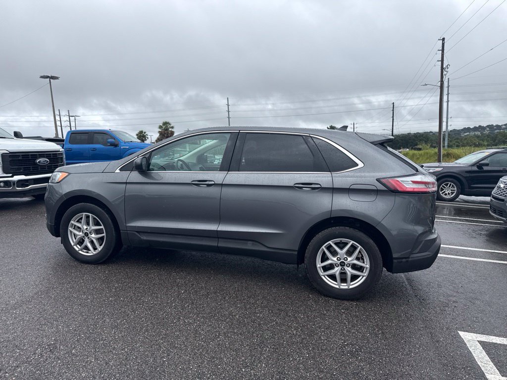 Used 2024 Ford Edge SEL AWD/4WD image 4