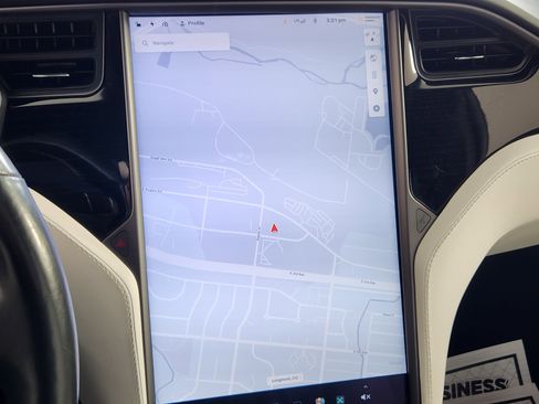 Used 2020 Tesla Model X Long Range image 22