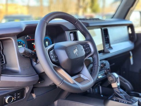 New 2025 Ford Bronco Badlands AWD/4WD image 18