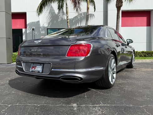 Used 2021 Bentley Flying Spur W12 AWD/4WD image 18