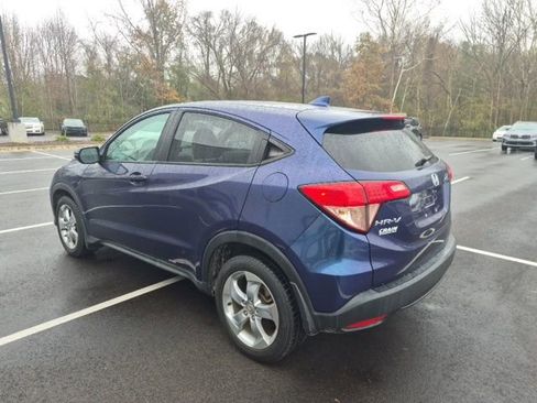 Used 2016 Honda HR-V EX image 7