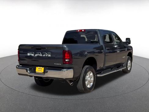 Used 2025 RAM 2500 Big Horn AWD/4WD image 11