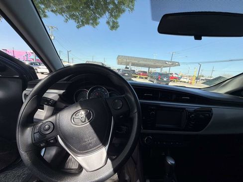 Used 2016 Toyota Corolla LE image 5