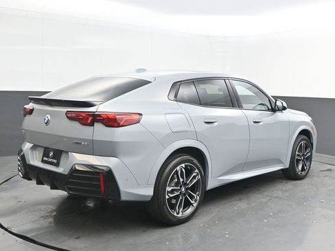 Certified 2024 BMW X2 xDrive28i w/ M Sport Package image 7