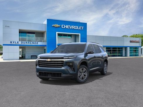 New 2026 Chevrolet Traverse LT image 8