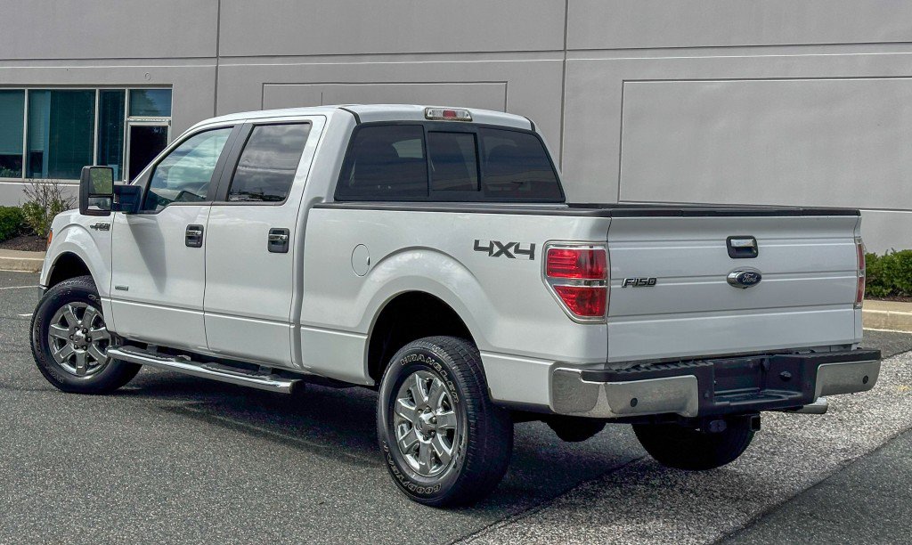 Used 2014 Ford F150 XLT w/ Equipment Group 302A Luxury AWD/4WD image 17