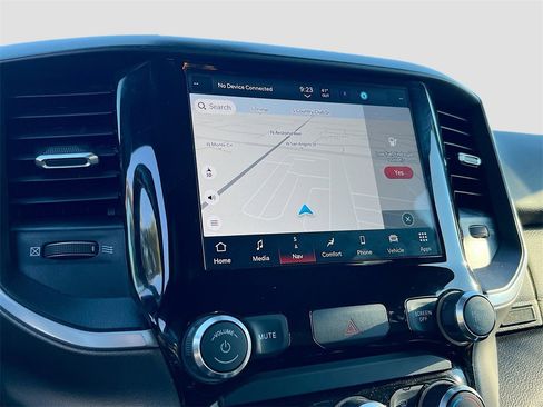 Used 2022 RAM 1500 Big Horn image 13