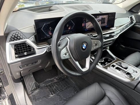 Used 2024 BMW X7 xDrive40i AWD/4WD image 25