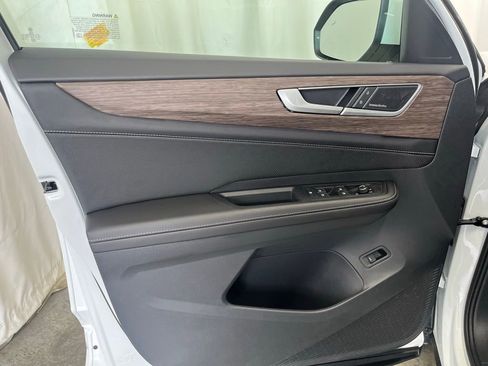 New 2026 Volkswagen Atlas SEL Premium R-Line image 9