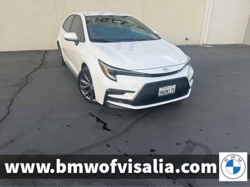 Used 2024 Toyota Corolla SE image 1