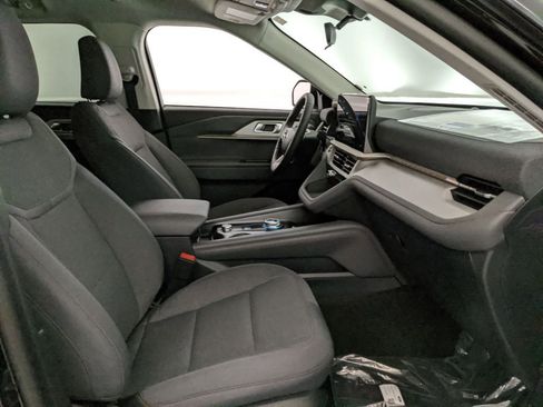 New 2025 Ford Explorer Active image 27