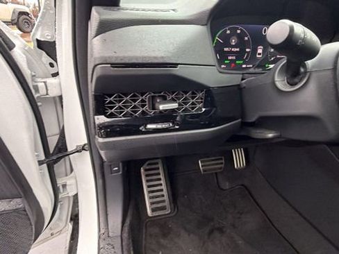 Used 2023 Honda Accord Sport image 29