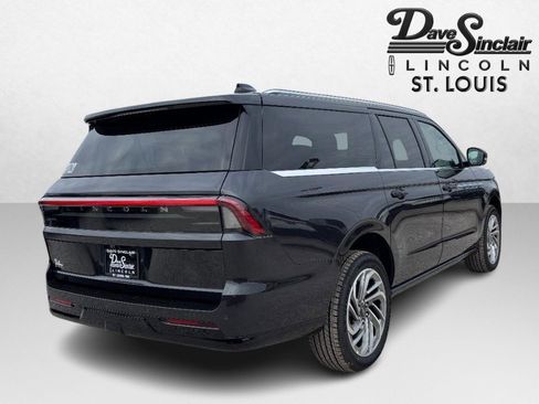 New 2026 Lincoln Navigator L Reserve image 5