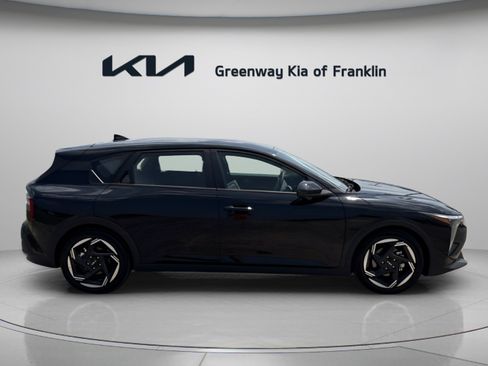 New 2026 Kia K4 EX FWD image 8