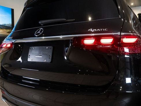 New 2026 Mercedes-Benz GLS 580 GLS 580 image 9