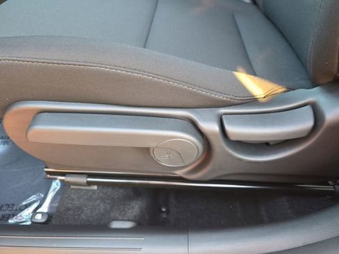 New 2026 Hyundai Kona SE image 36