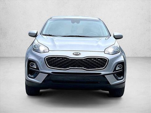 Used 2022 Kia Sportage LX AWD/4WD image 3