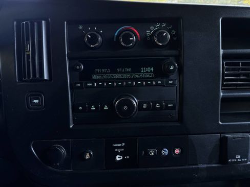 Used 2020 Chevrolet Express 2500 w/ Driver Convenience Package image 10